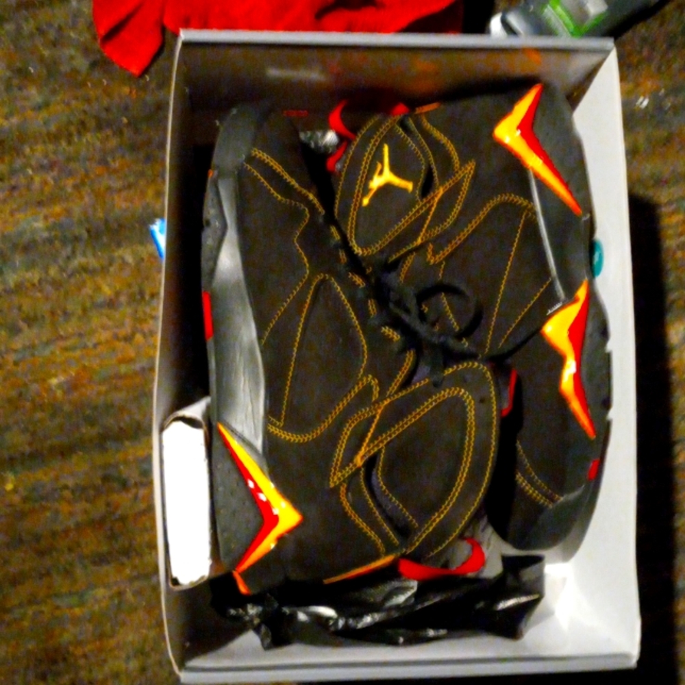 Release 8-13-2022 AOR JORDAN 7 RETRO 9.5